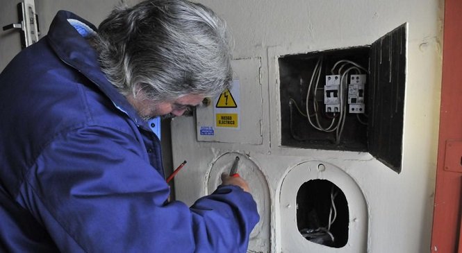 Prorrogan la suspensión de cortes de energía por falta de pago