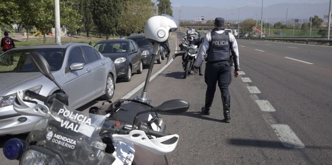 Se realizarán controles viales durante el fin de semana largo