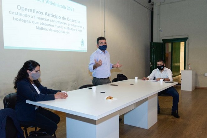 Economía presentó en el Sur el operativo anticipo de cosecha 2021