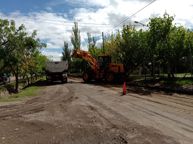 Comenzó la previa del asfalto en El cerrito