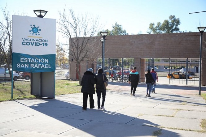 COVID-19: 1.968 personas fueron vacunadas en San Rafael entre sábado y domingo