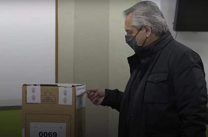 Labraron un acta en la mesa donde votó Alberto Fernández